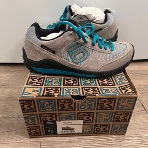 Five Ten Men's Aescent Approach Shoe Mono Grey/Blue 7